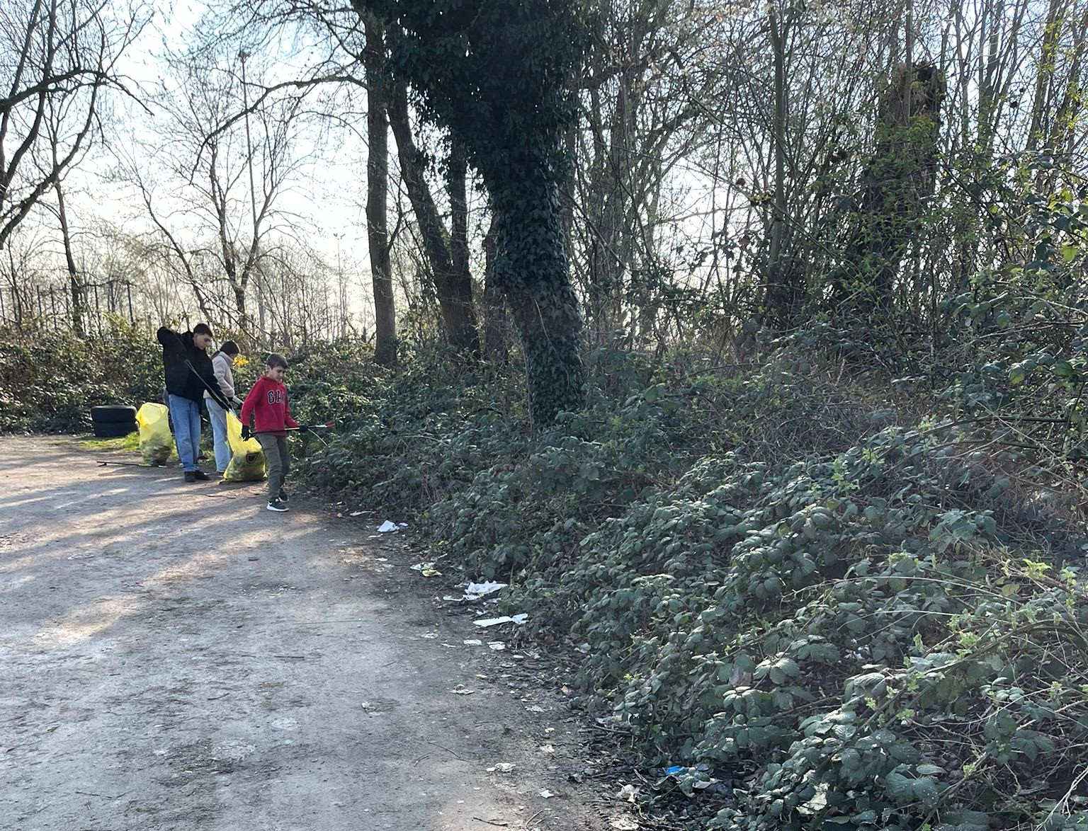 Clean-Up Aktion am Weg