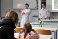 Explosionsgefahr-im-Chemieunterricht-4